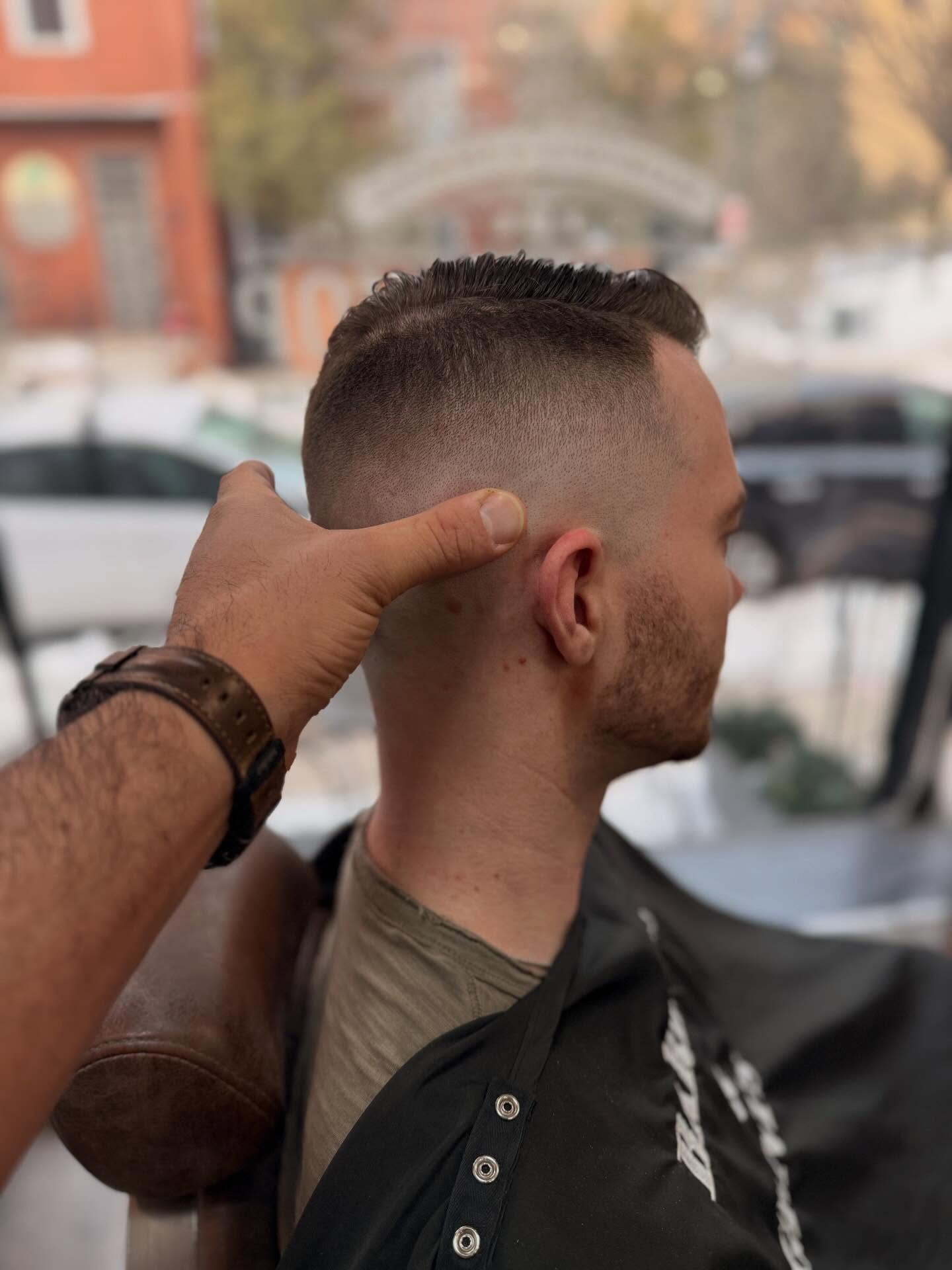 Skin fade in the chair